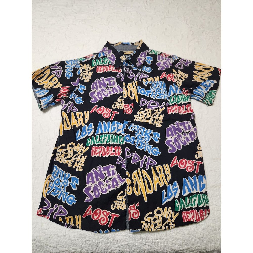 Eighty Eight Youth Medium 10/12 Graffiti All-Over Print Collared Button Up Shirt